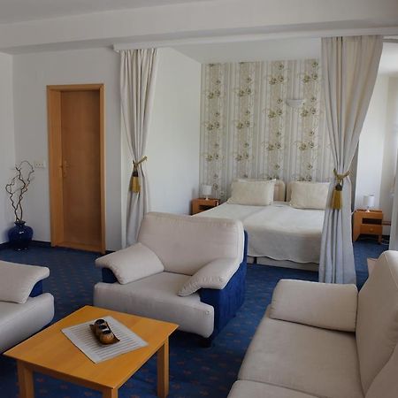 Hotel Residence Inn Skopje Luaran gambar
