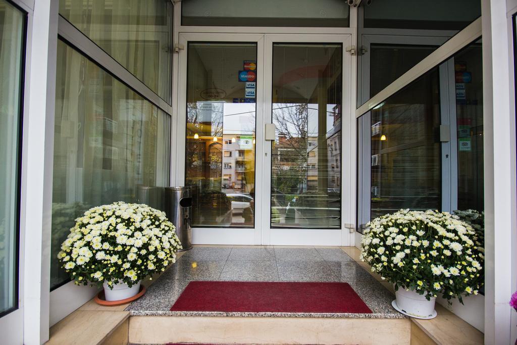 Hotel Residence Inn Skopje Luaran gambar