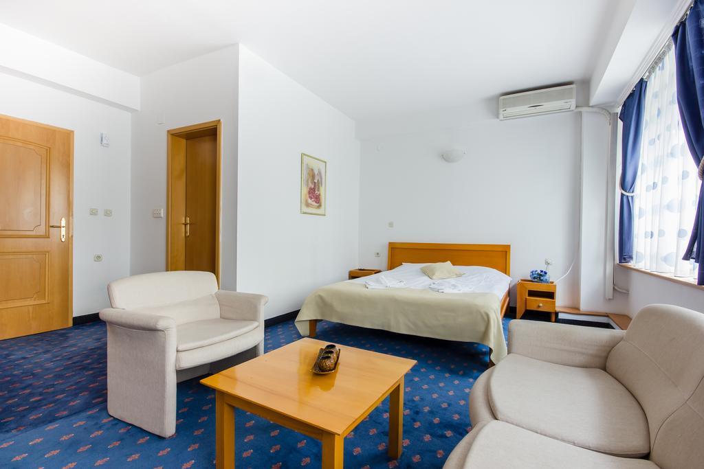 Hotel Residence Inn Skopje Bilik gambar
