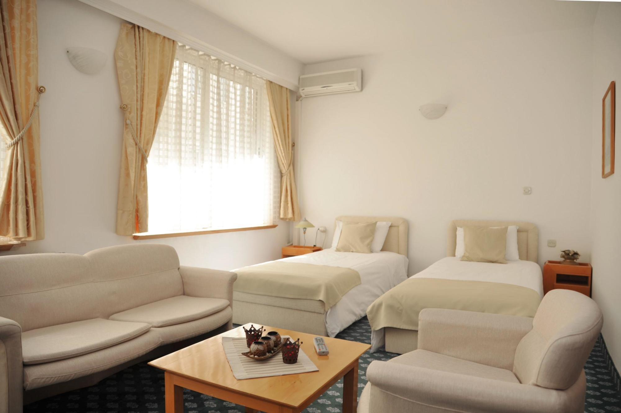 Hotel Residence Inn Skopje Luaran gambar