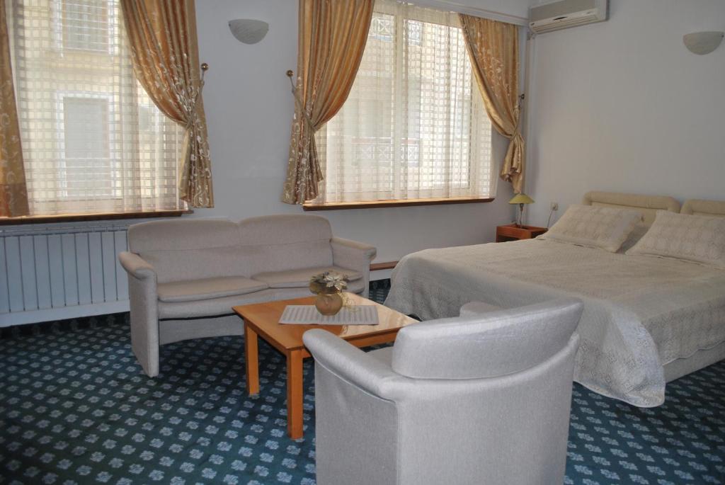 Hotel Residence Inn Skopje Bilik gambar